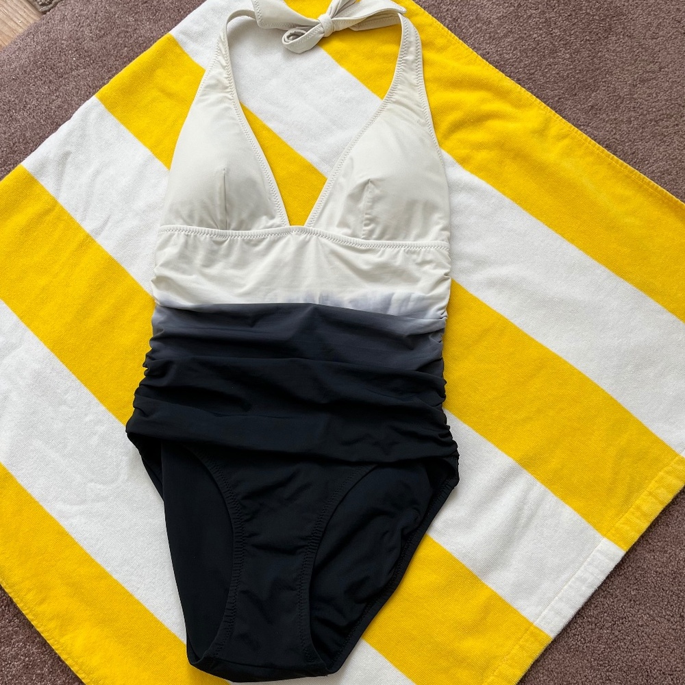 DKNY Ombré Halter Swimsuit, size 10
